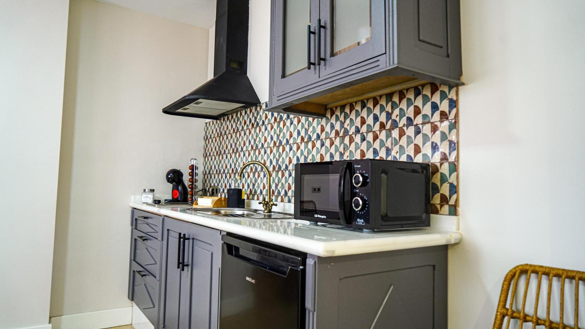 Apartamentos Puente Romano Suites Мерида Екстериор снимка