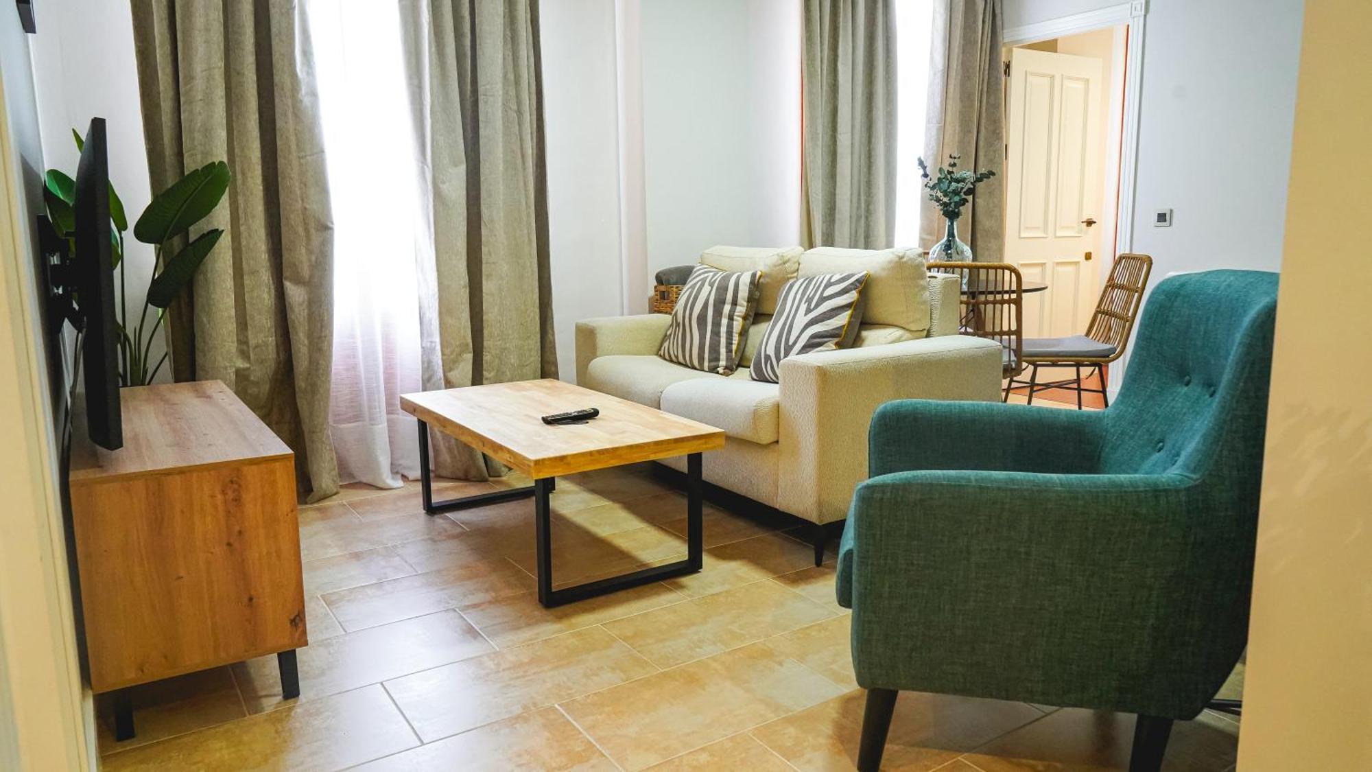 Apartamentos Puente Romano Suites Мерида Екстериор снимка